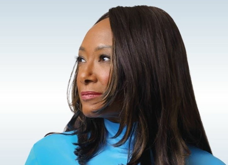dee-c-lee-114304.jpg