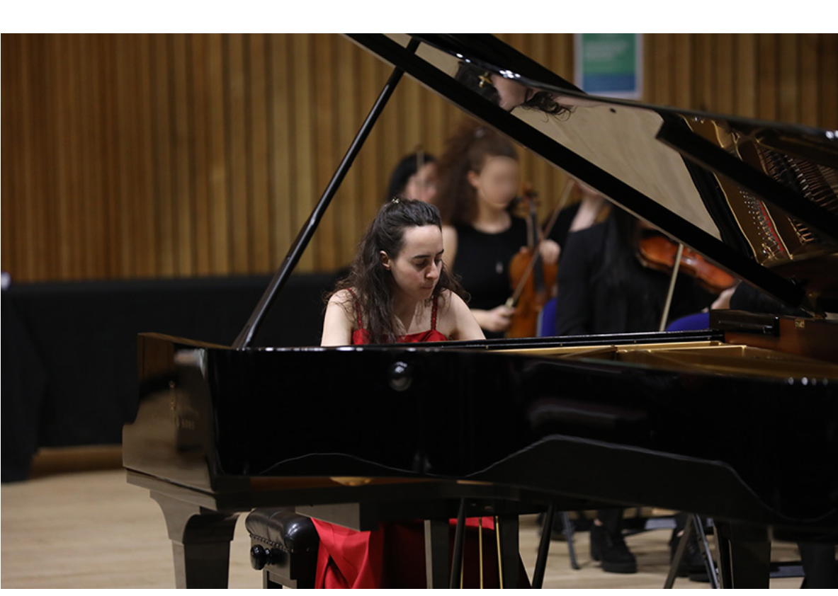 free-lunchtime-concert-marianna-127812.jpg