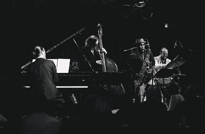 17.4-Sharp-Little-Bones-ft-Tony-Kofi-114492.jpg