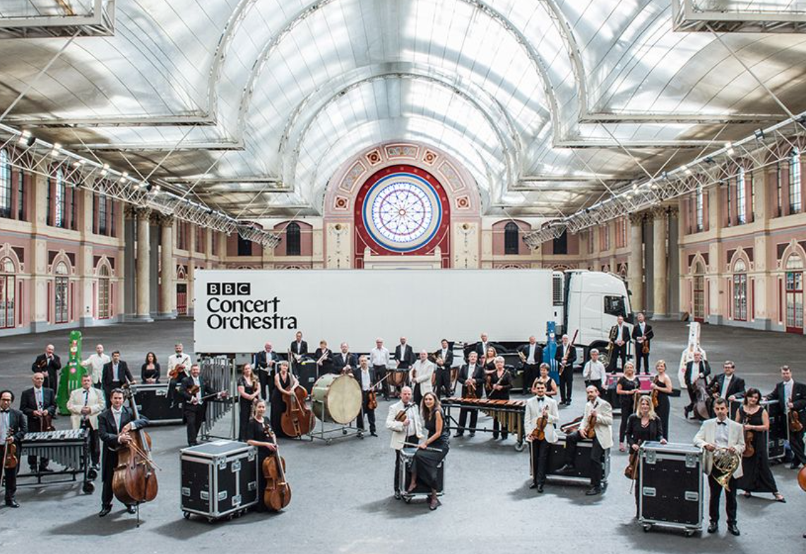 BBC-Concert-Orchestra-Sim-Canetty-Clarke-web-optimised-127812.jpg