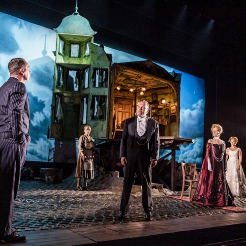 Theatre Review: An Inspector Calls at Theatre Royal - Nottingham Culture