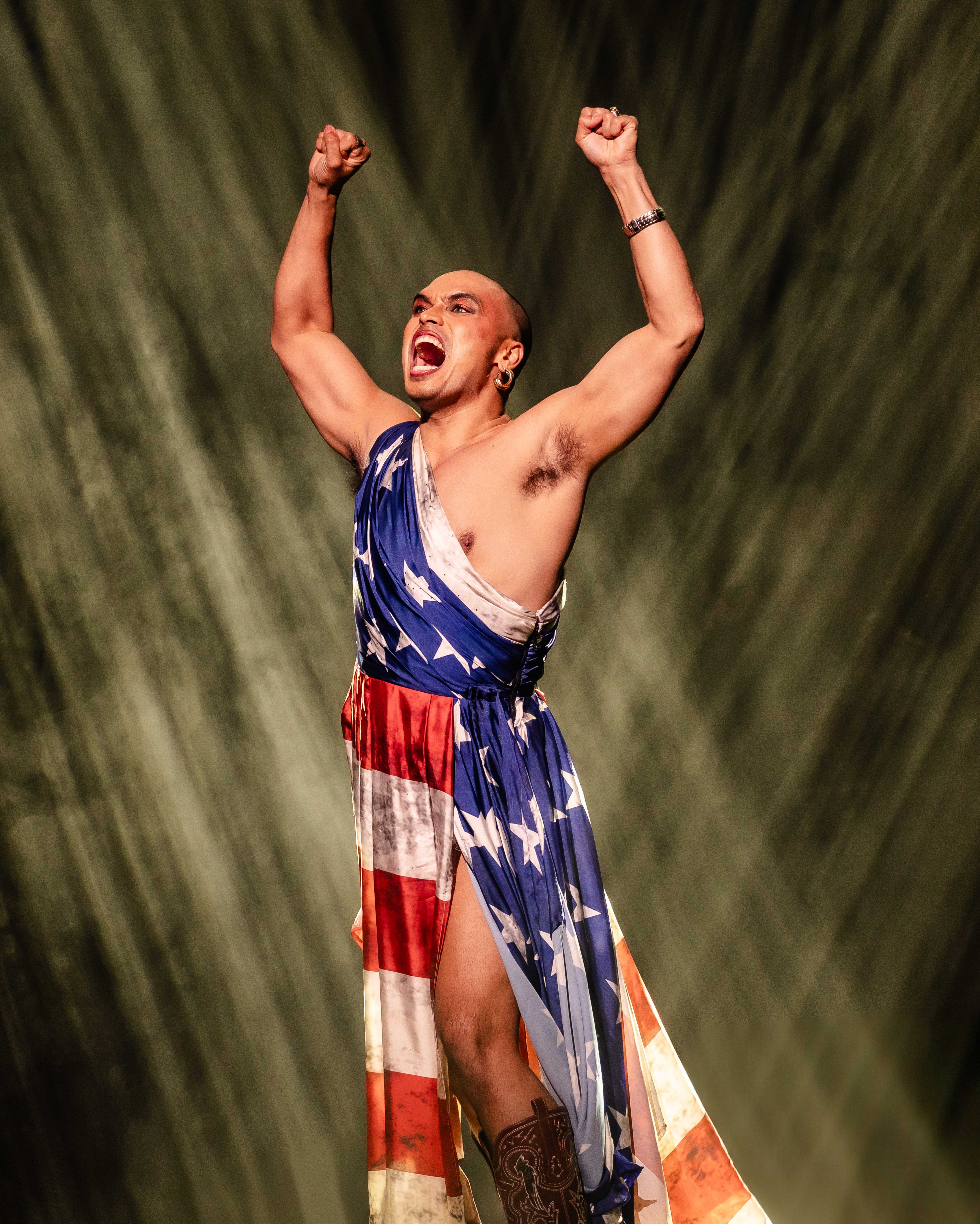 MISS SAIGON. Seann Miley Moore (The Engineer)2. Photo Danny Kaan.