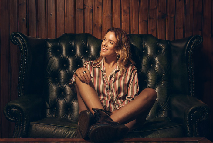 16.5-Kat-Eaton-114492.jpg