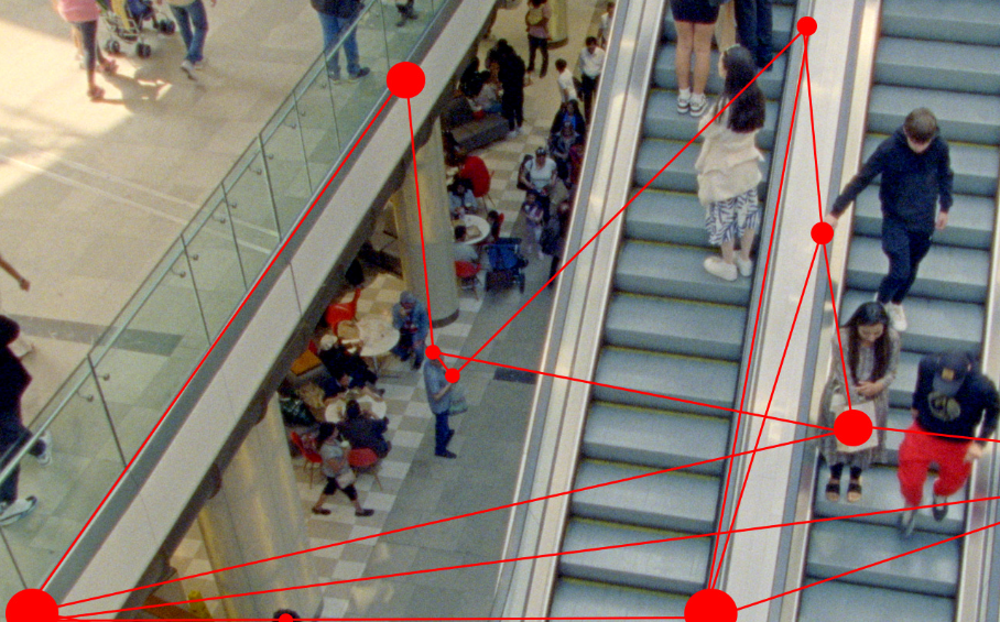 STIM CINEMA The Bug in the Mall 1-114554.jpg