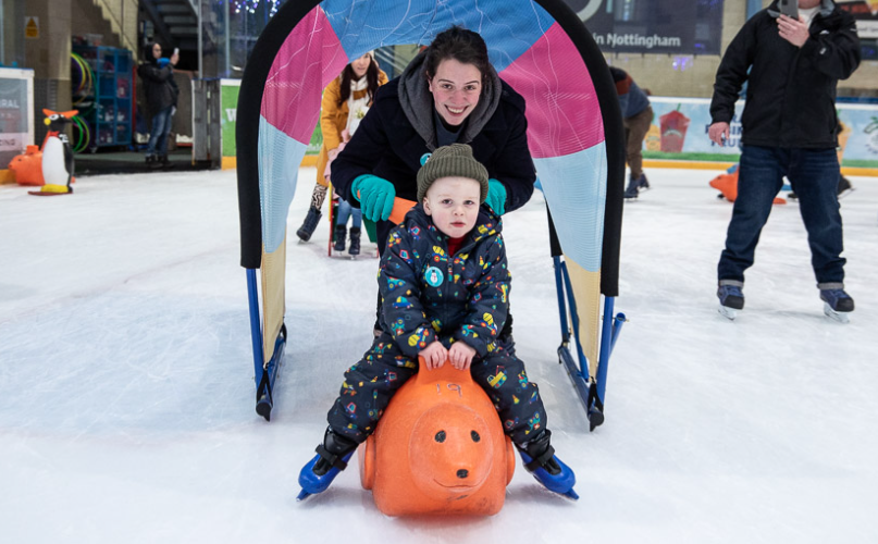 FestiveTots-DomHenry-059-148327.jpg
