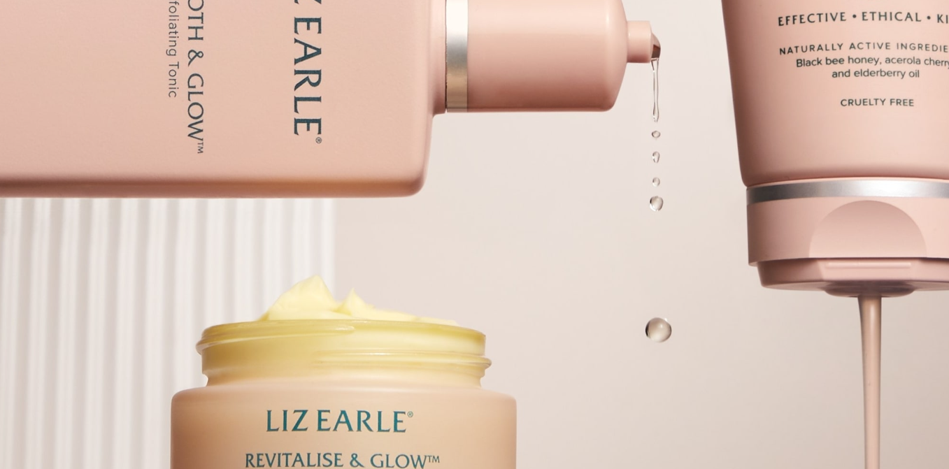 Liz Earle - Cleanse & Go-min (1)-114351.jpg