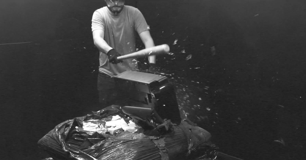 smash-up-your-telly-with-a-crowbar-at-the-rage-cage-nottingham-culture