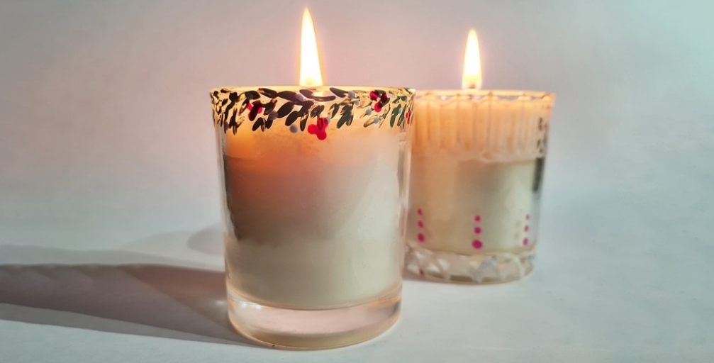 Debbie_Bryan_candle_making 1800px 1-114337.jpeg (2)